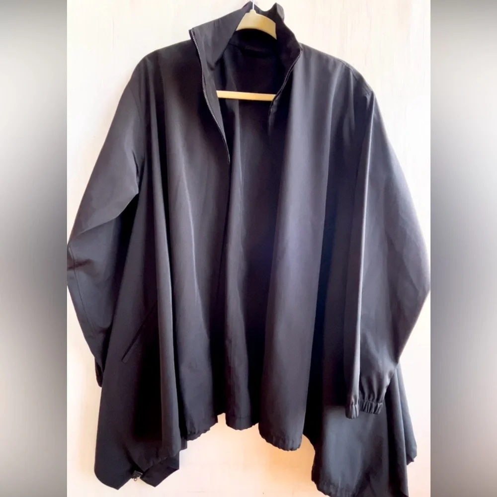 THE ROW Olimpia Handkerchief Hem jacket - Picture 5 of 16